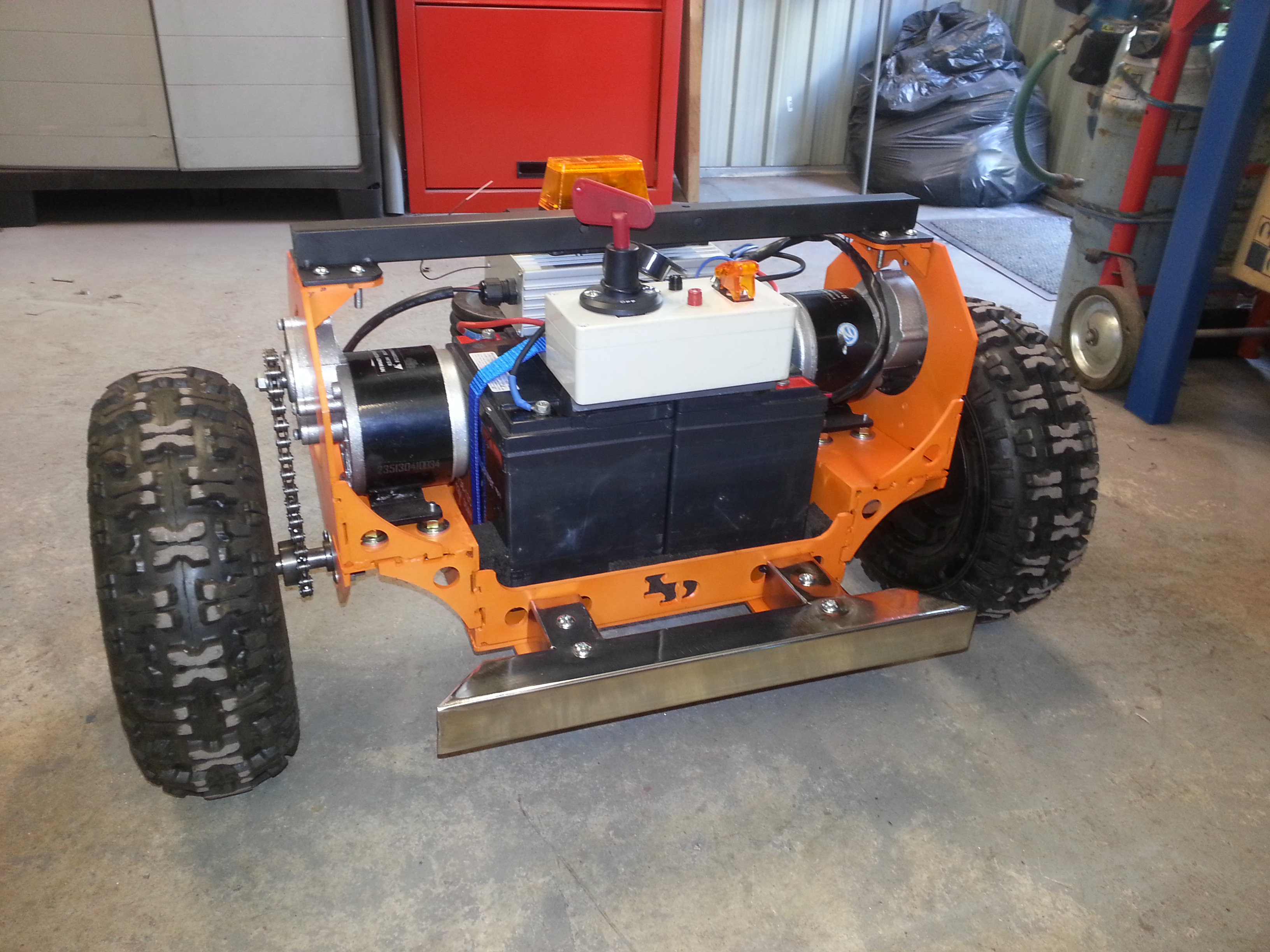 Module de traction RC - Robots roulants, chars à chenilles et autres  machines sur roues - Robot Maker